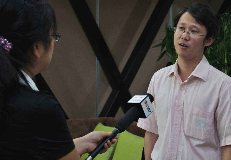 “央行副行长刘国强：应对汇率波动 经验丰富政策工具充足”